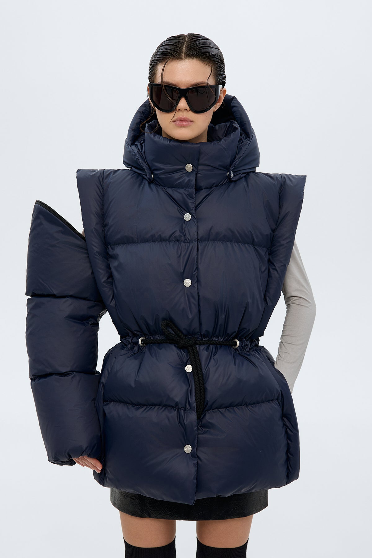 NAVY BLUE PUFFER VEST