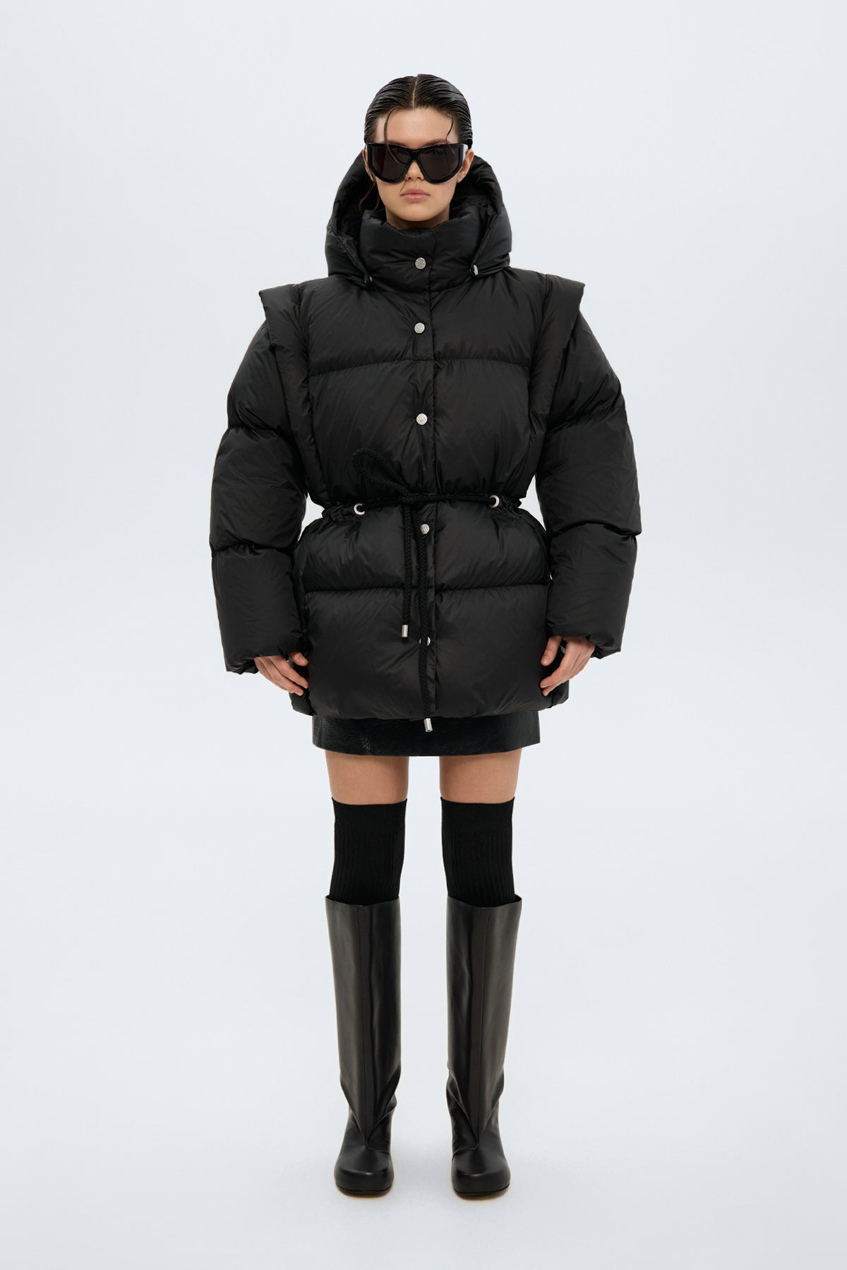 BLACK PUFFER VEST