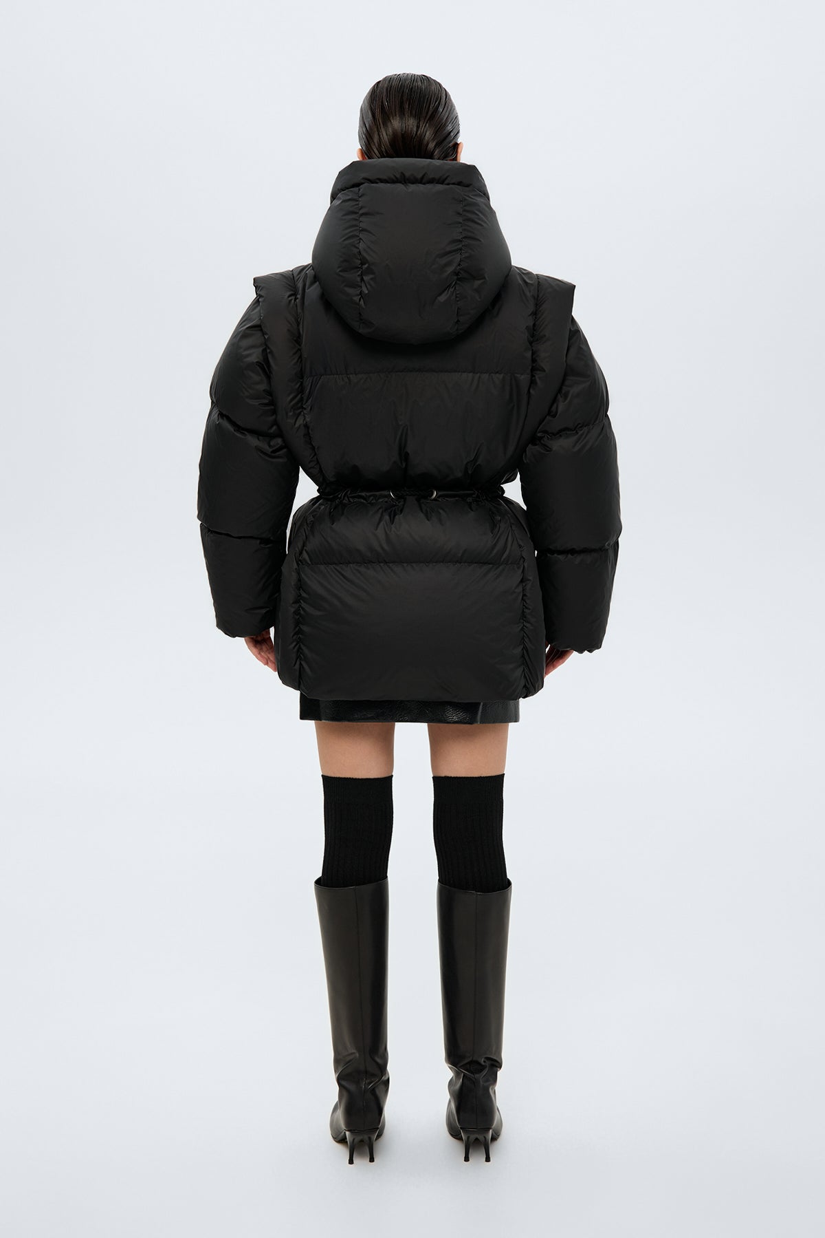 BLACK PUFFER VEST