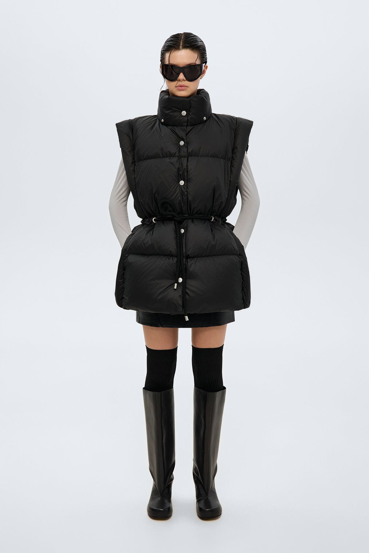 BLACK PUFFER VEST