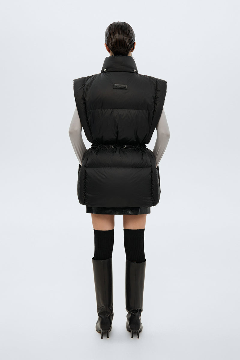 BLACK PUFFER VEST