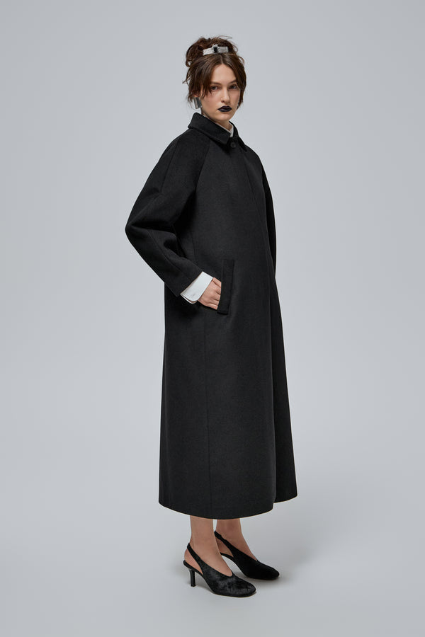 ELIZABETH COAT IN BLACK