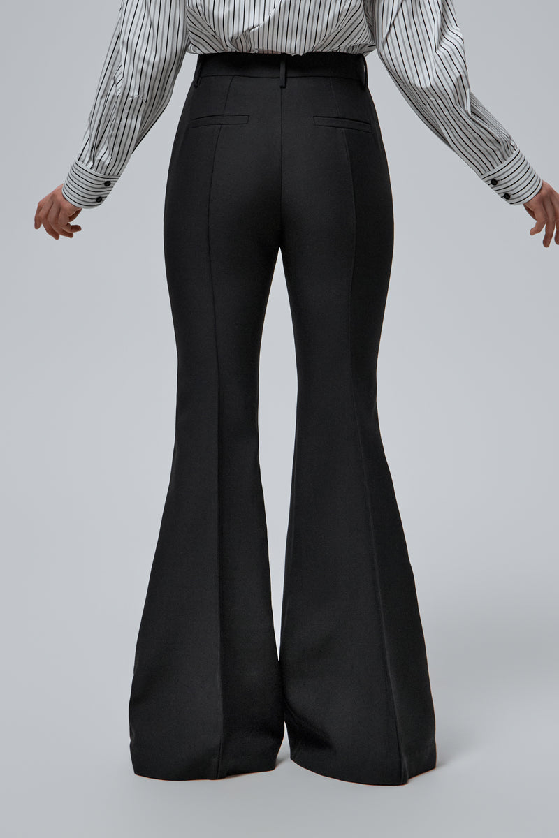 BLACK FLARED PANTS
